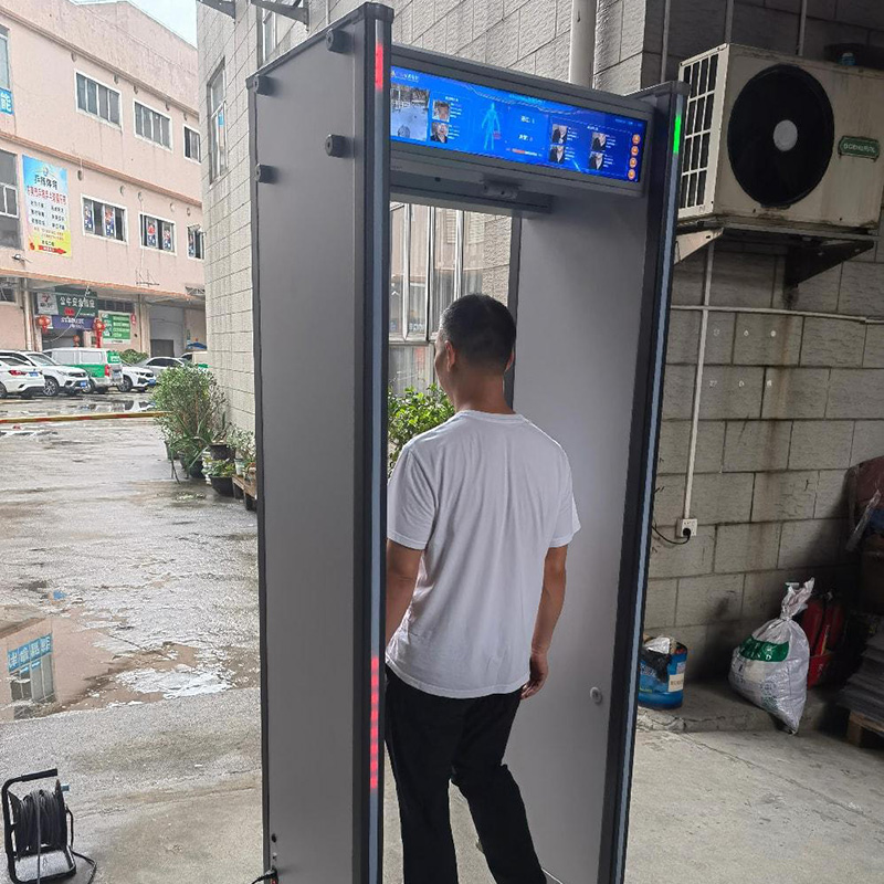 2025款A(yù)D-2286L長屏智能安檢門